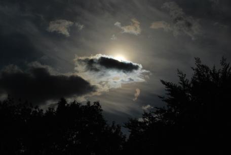 West sagt, die Schule bereite die Schüler nicht hinreichend auf die Schwarzen Meere der Unendlichkeit vor.